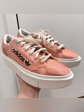 Adidas Women's sleek super pink  Platform Sneakers size 7.5 or UK6